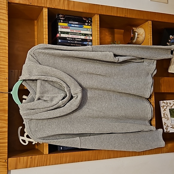 Carhartt women's pullover hoodie, grey, size xl - Picture 3 of 4